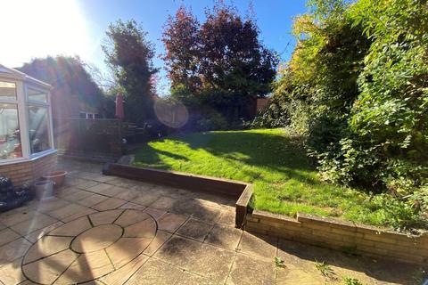 41 Bentley Close, Northampton, NN3 5JS