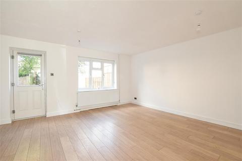 3 Atkinson Road, Maidenbower, Crawley, RH10 7JY