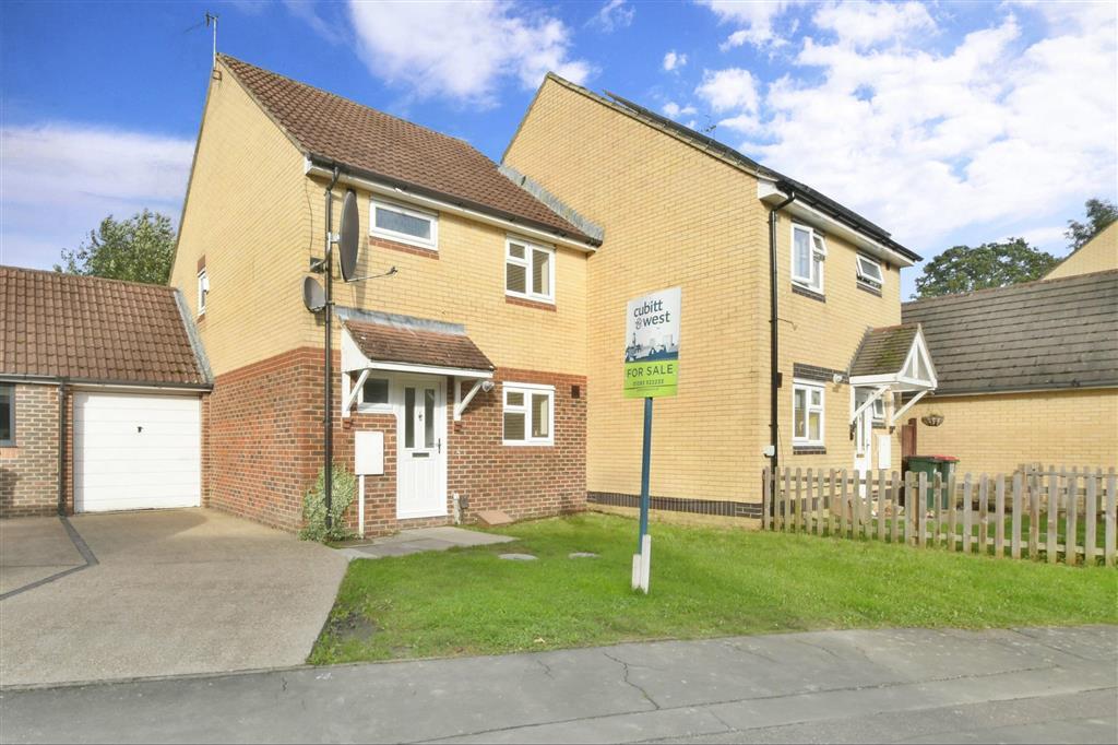 Atkinson Road, Maidenbower, Crawley, West Sussex 2 bed semidetached house