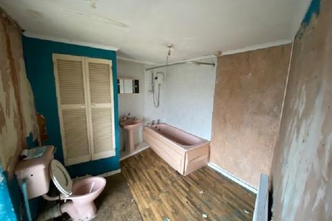 2 bedroom terraced house for sale - Neath Road, Briton Ferry, Neath, Neath Port Talbot. SA11 2DQ