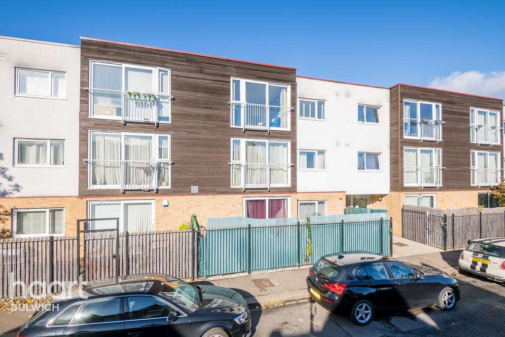 Borland Road, Peckham Rye, London SE15 1 bed apartment £285,000