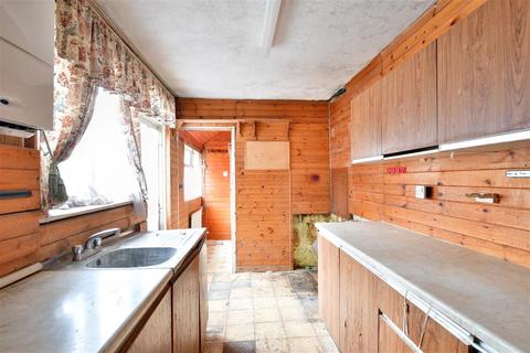 140 Cuxton Road, Rochester, ME2 2JB