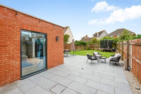 14 Sanderling Road, Herne Bay, CT6 6HZ