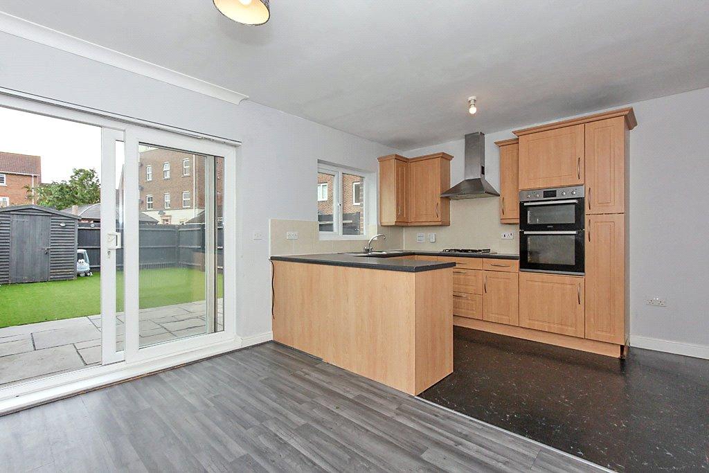 Moonstone Square, Sittingbourne... 4 bed end of terrace house £350,000