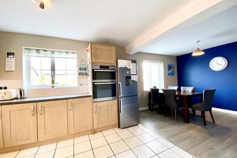 2 Browning Chase, Littleport, Ely, CB6 1FH