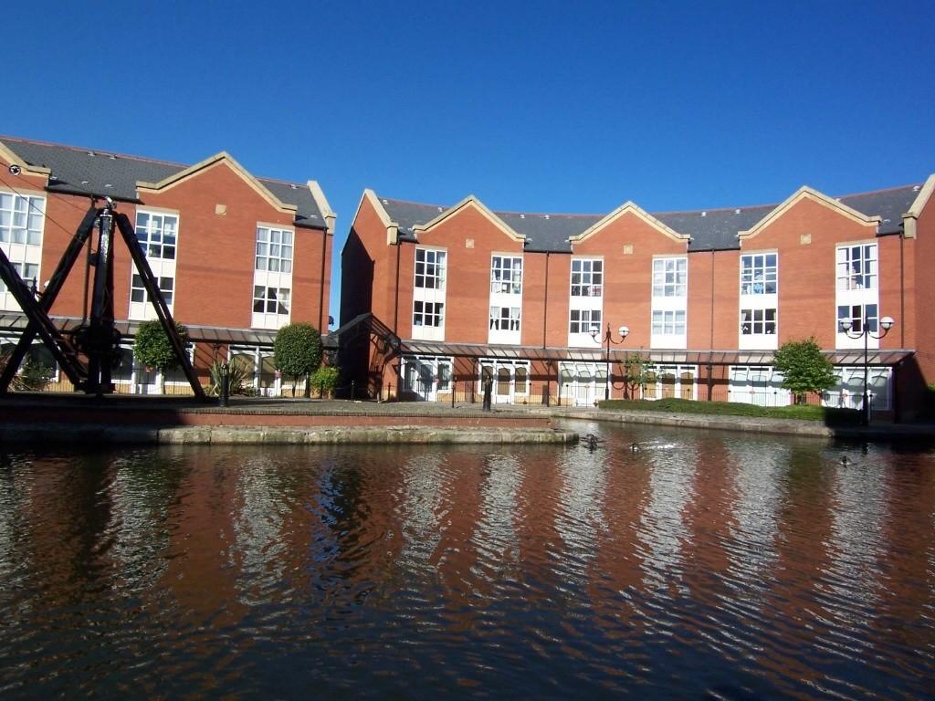 William Jessop Court, Piccadilly Village 2 bed apartment £1,100 pcm