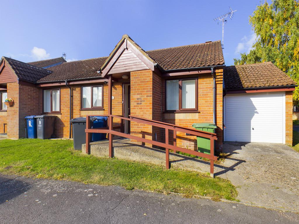 The Spinney, Bar Hill 2 bed terraced bungalow £185,000