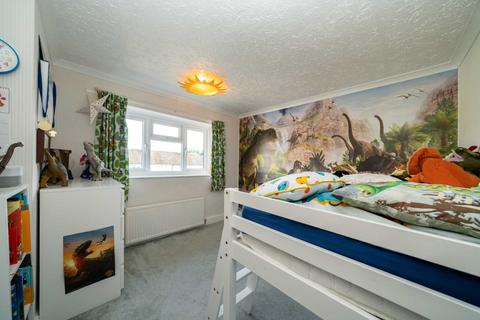 70 Roseheath, Hemel Hempstead, HP1 2NG