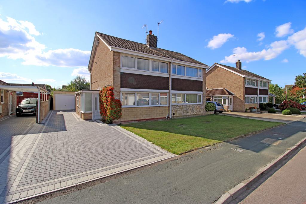 Ravenscroft, Covingham 3 bed semidetached house £240,000