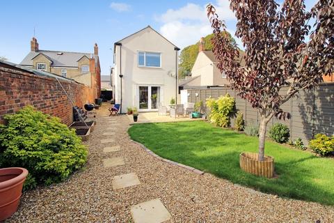 120 Beechcroft Road, Upper Stratton, Swindon, SN2 7QE