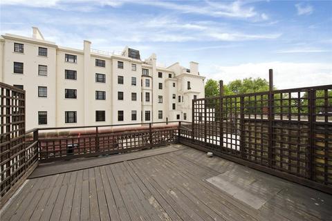 3 bedroom terraced house to rent, Stanhope Terrace, London