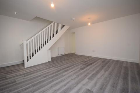 25 Hill Street, Crieff, PH7 3BU