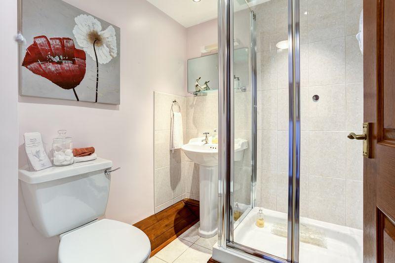 Bedroom 4 en suite