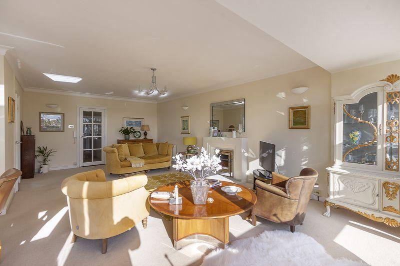 Wentworth Grange, The Grove, Gosforth, Newcastle Upon Tyne 2 bed