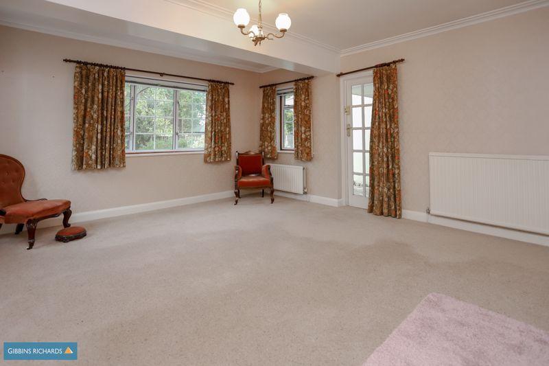 Wembdon Hill, Bridgwater 4 bed semidetached house £379,950