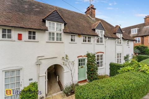 109 Willifield Way, London, NW11 6YH