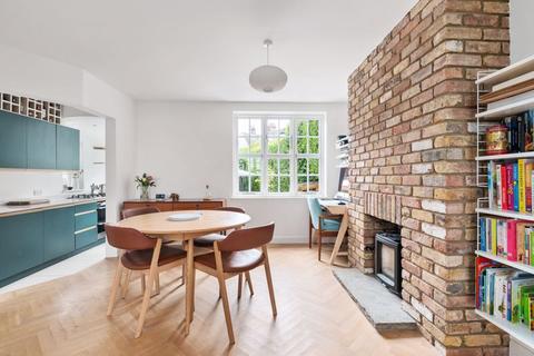109 Willifield Way, London, NW11 6YH
