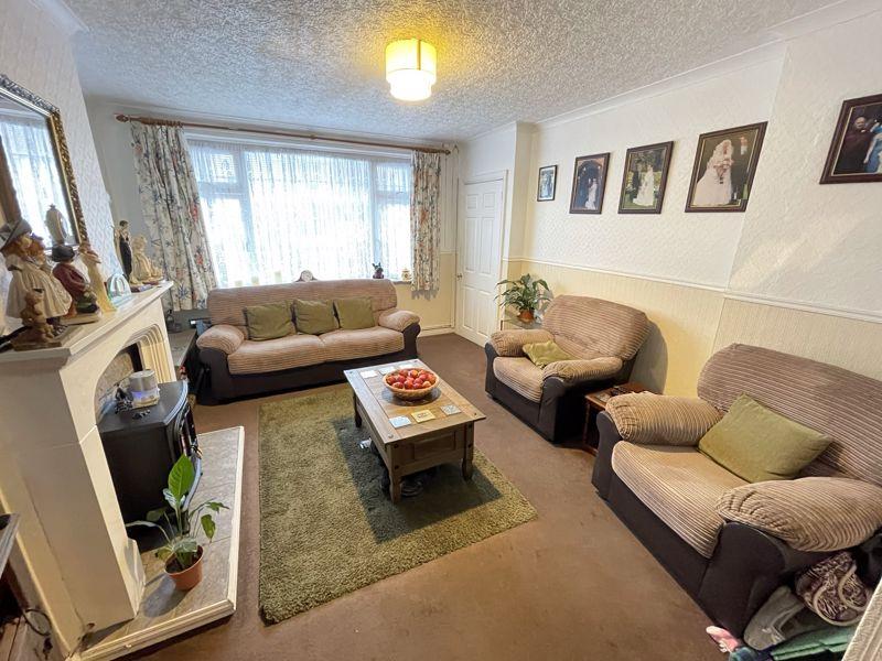 Lounge 1