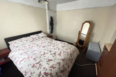 8 Bexley Road, Birmingham, B44 0AG