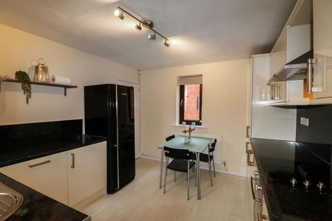 12, Trinity Court Dagger Lane, Hull, HU1 2LZ