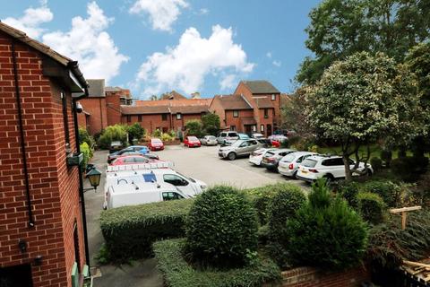 12, Trinity Court Dagger Lane, Hull, HU1 2LZ