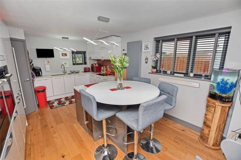 18 Bartlett Avenue, Bude, EX23 8DT