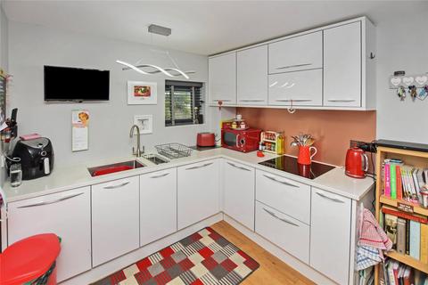 18 Bartlett Avenue, Bude, EX23 8DT