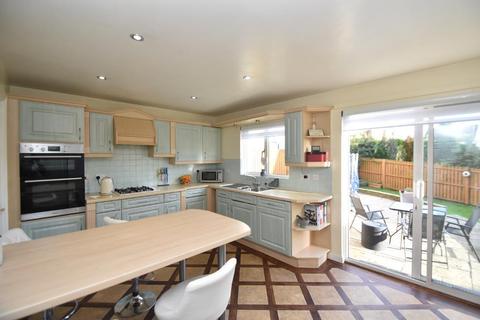 2 Beckfield Crescent, Glasgow, G33 1ST