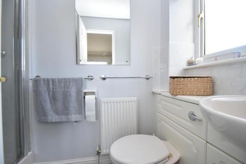 2 Beckfield Crescent, Glasgow, G33 1ST