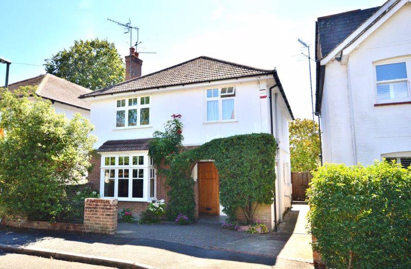 Wolseley Road, Godalming 3 bed detached house £735,000