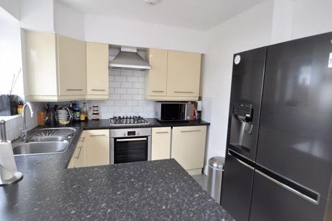 63 The Crescent, New Malden, KT3 3LE