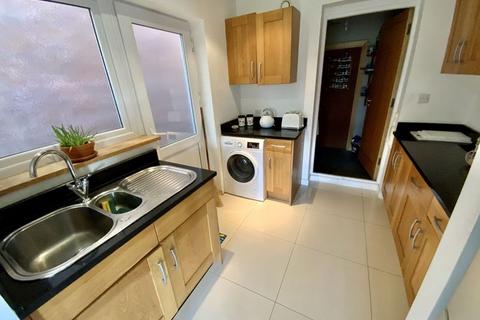 42 Baring Road, Bournemouth, BH6 4DT