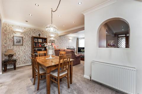 22 Brandon Road, Southall, UB2 5SL