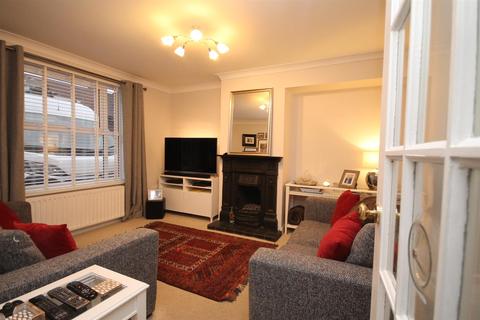 15 Winchcombe Road, Carshalton, SM5 1RD