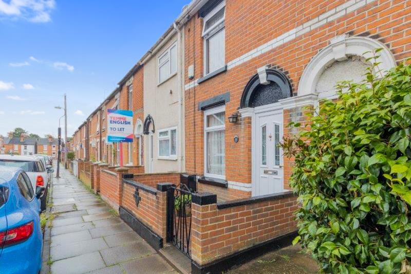 Canterbury Road, Colchester CO2 2 bed terraced house £190,000