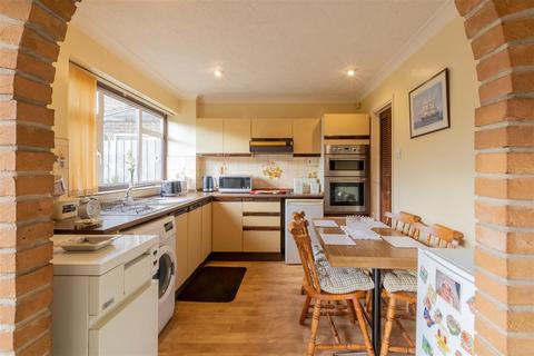 11 Exeter Close, Great Horkesley, Colchester, CO6 4HN