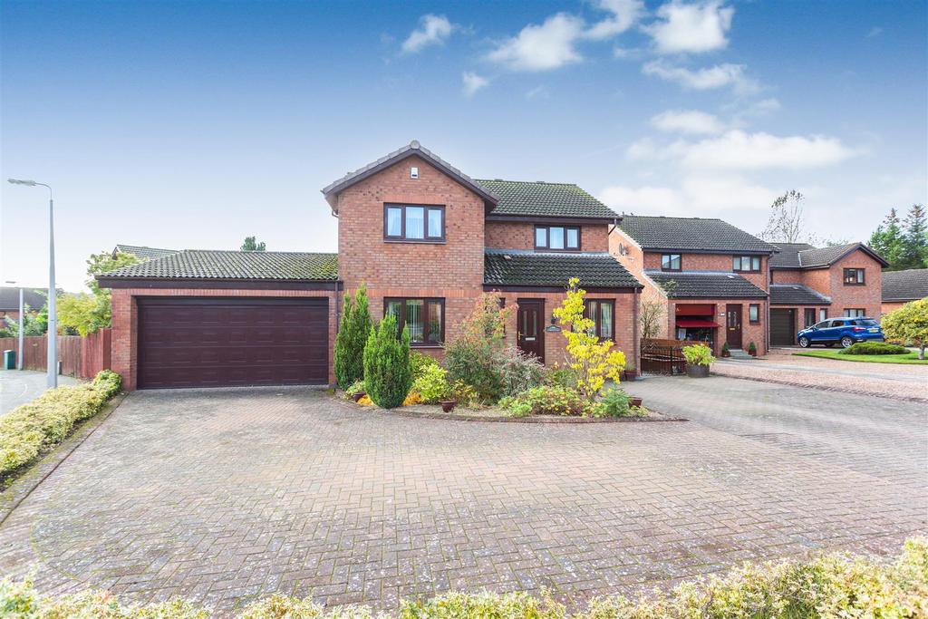 Abbotsford Crescent, Perth 5 bed house £318,000