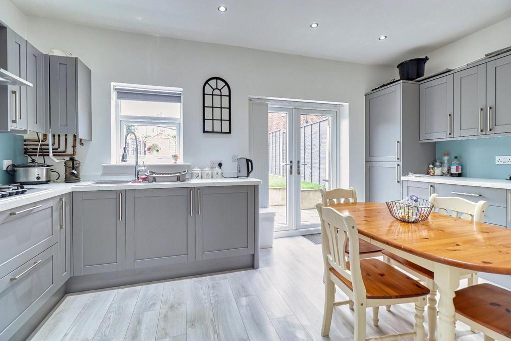 Kitchen diner