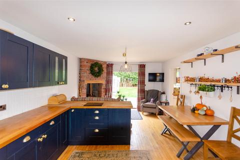 66 Hull Road, Withernsea, HU19 2EG