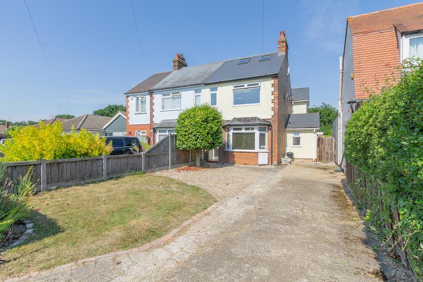 St. Johns Road, Colchester 4 bed semidetached house £320,000