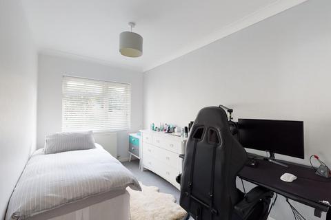 2 Babs Oak Hill, Sturry, Canterbury, CT2 0JR
