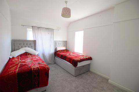 1 Warwick Square, Darlington, DL3 0DH