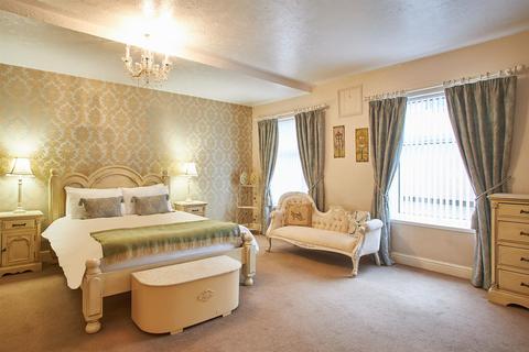 3 bedroom apartment to rent - Regency Mansions Apartment, Newcomen Terrace, Redcar