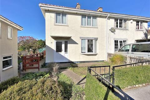 35 Caernarvon Crescent, Bolton Upon Dearne, Rotherham, S63 8DW