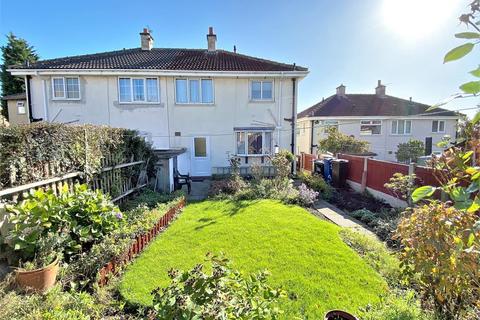 35 Caernarvon Crescent, Bolton Upon Dearne, Rotherham, S63 8DW