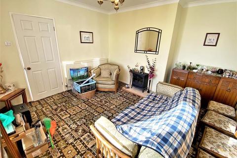 35 Caernarvon Crescent, Bolton Upon Dearne, Rotherham, S63 8DW