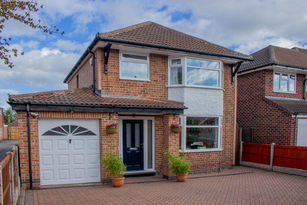 Attenborough Lane, Chilwell NG9 5JP 3 bed detached house £350,000