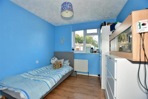 15 Carlisle Close, Rochester, ME2 2RN