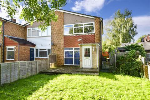 15 Carlisle Close, Rochester, ME2 2RN