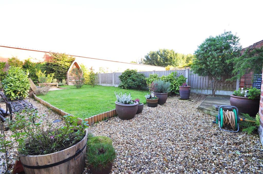 Moorcroft Crescent, Guilden Sutton... 3 bed semidetached house £338,000